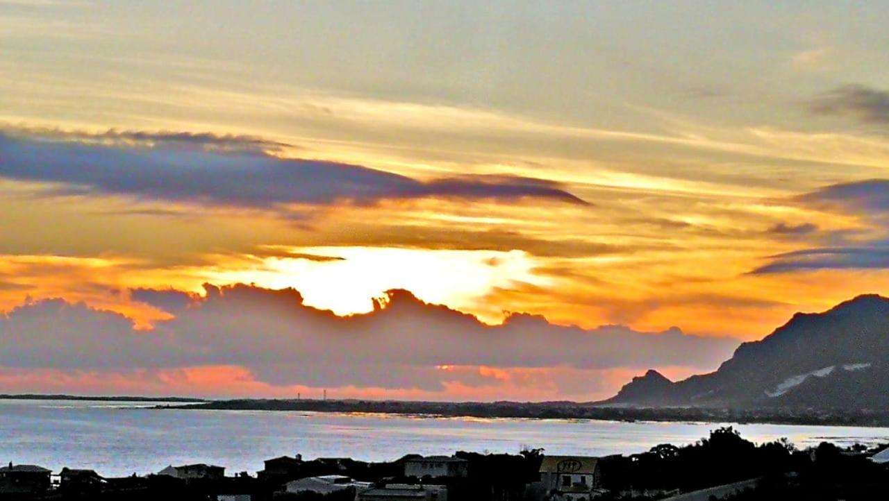 Klipwerf Bettys Bay Apartment Luaran gambar